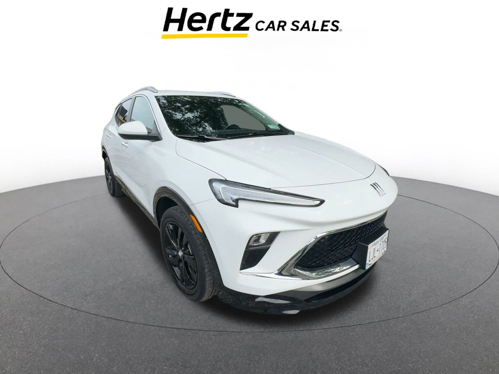 Used 2024 Buick Encore GX Sport Touring image 1