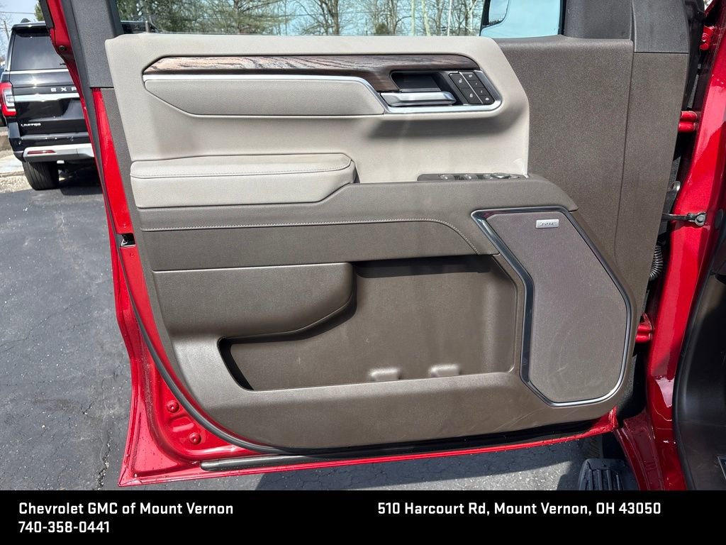 New 2026 GMC Sierra 1500 SLT image 11