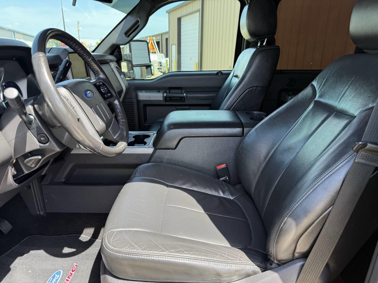 Used 2014 Ford F250 Lariat w/ Chrome Package image 11