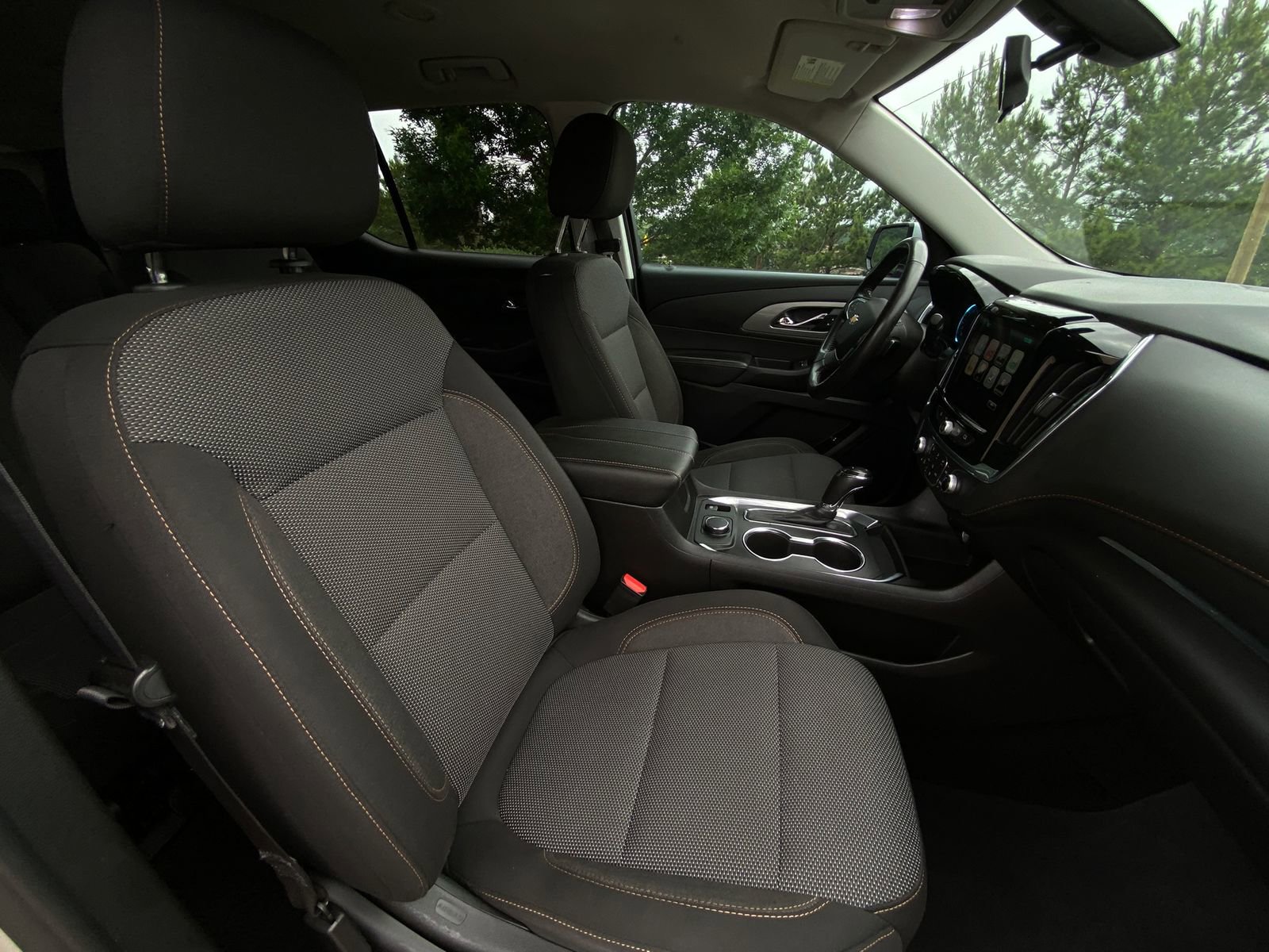 Used 2019 Chevrolet Traverse LT FWD image 13