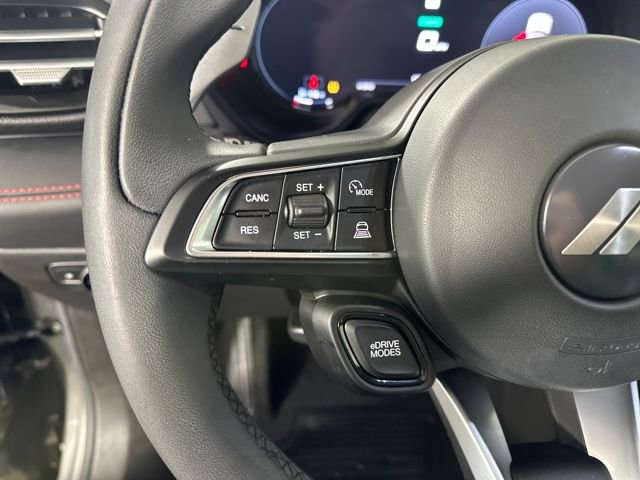 Used 2024 Dodge Hornet R/T w/ R/T Blacktop Package image 15