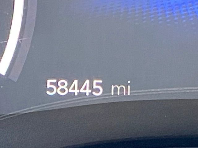 Used 2023 Chrysler Pacifica Touring-L image 16