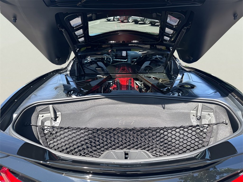 Used 2020 Chevrolet Corvette Stingray Premium Cpe w/ 3LT Preferred Equipment Group image 23