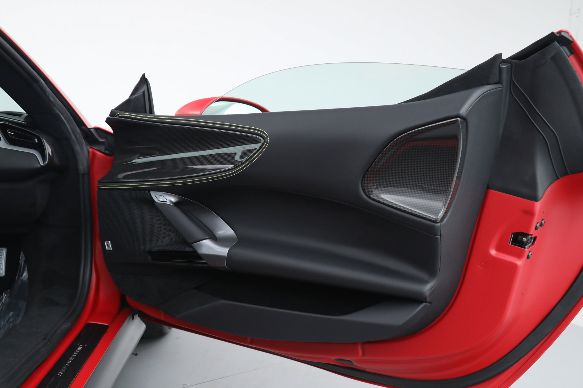 Certified 2024 Ferrari SF90 Spider AWD/4WD image 21