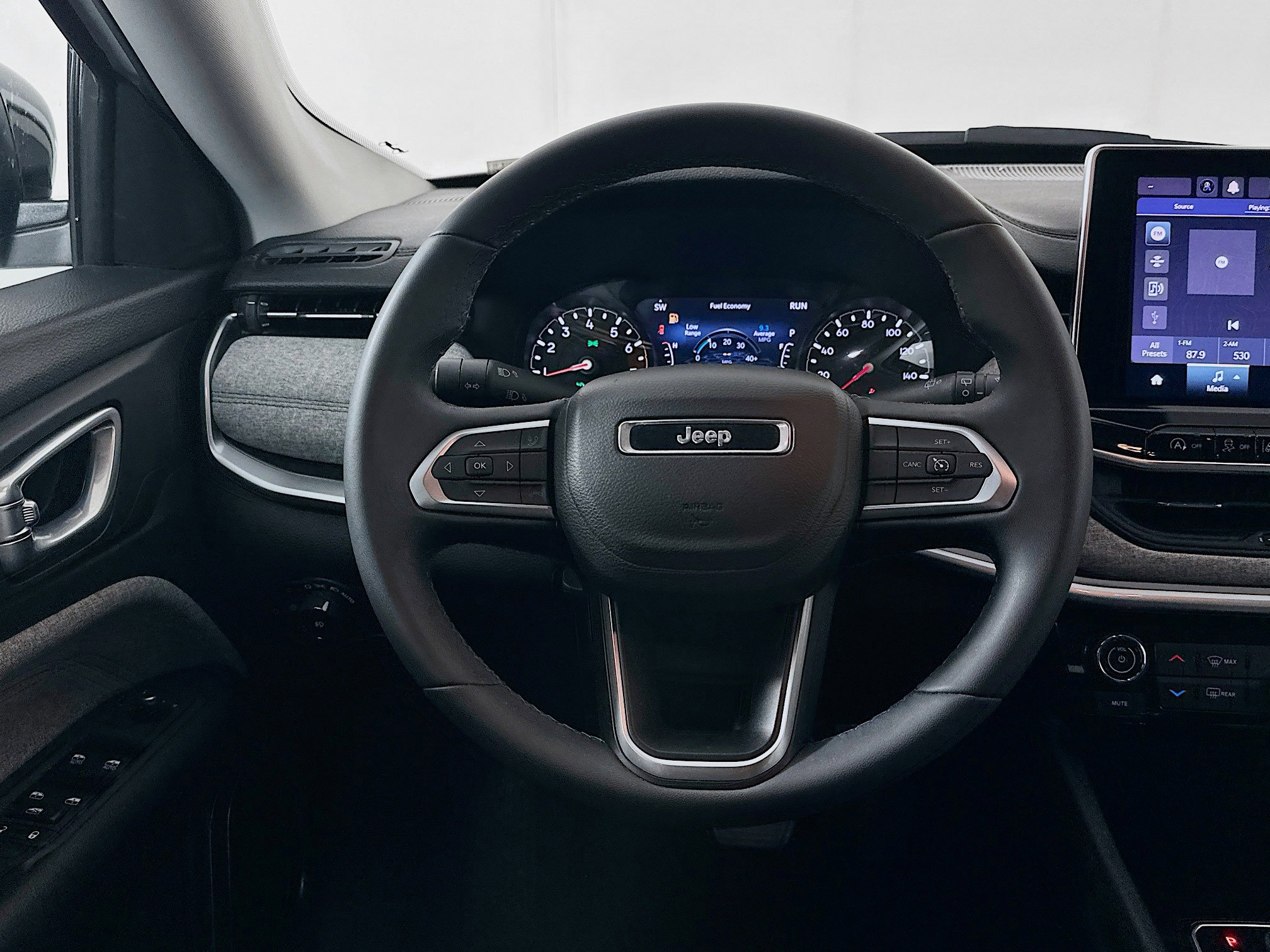 Used 2022 Jeep Compass Latitude image 17