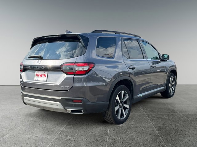 Used 2023 Honda Pilot Elite image 5