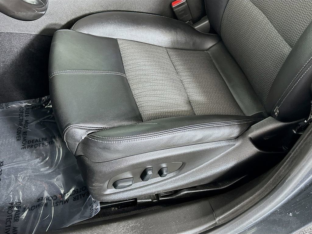 Used 2019 Chevrolet Impala LT image 25