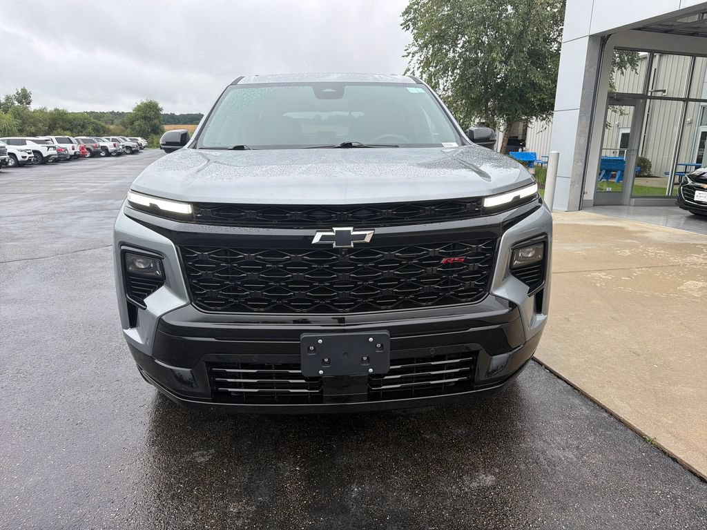 Certified 2024 Chevrolet Traverse RS w/ LPO, Floor Liner Package AWD/4WD image 2