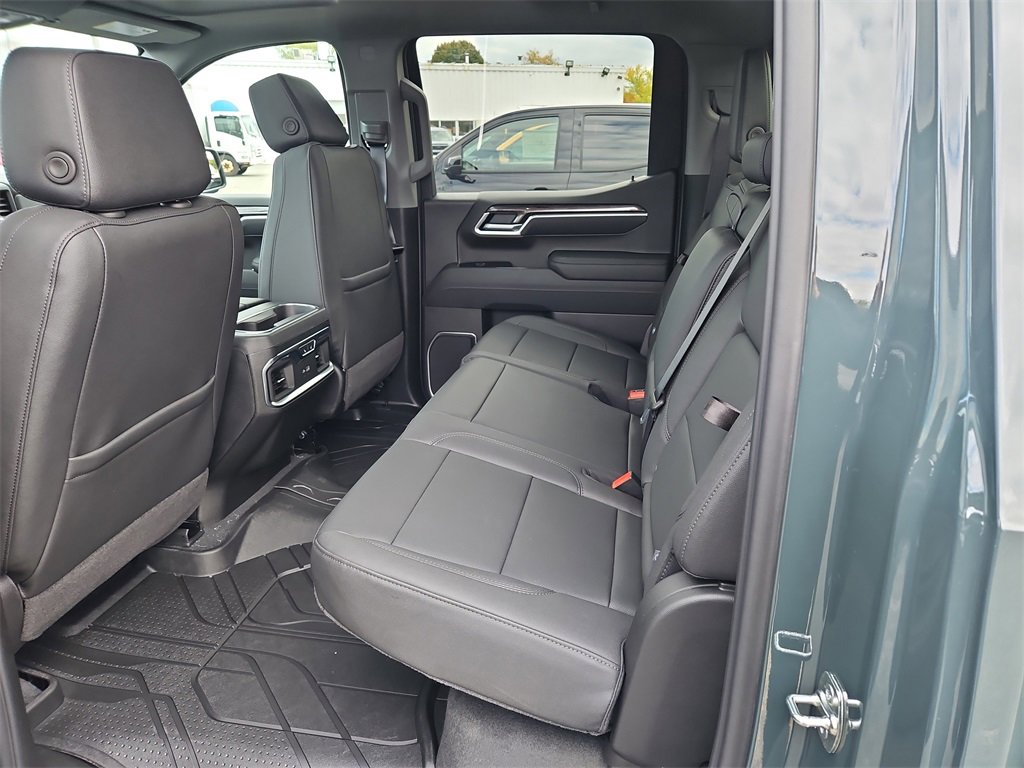New 2026 Chevrolet Silverado 1500 LTZ w/ LTZ Premium Package image 24