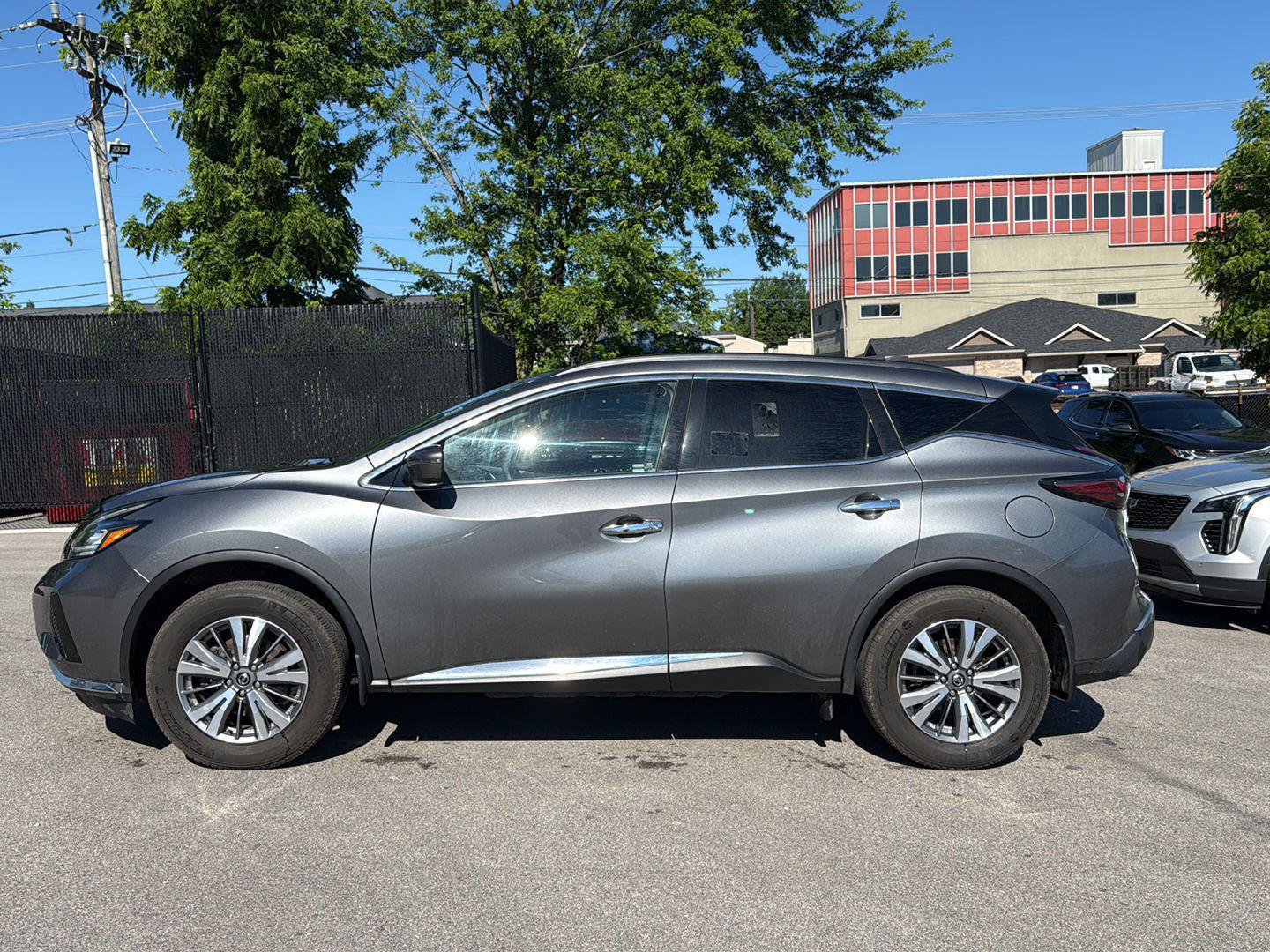 Used 2022 Nissan Murano S AWD/4WD image 6