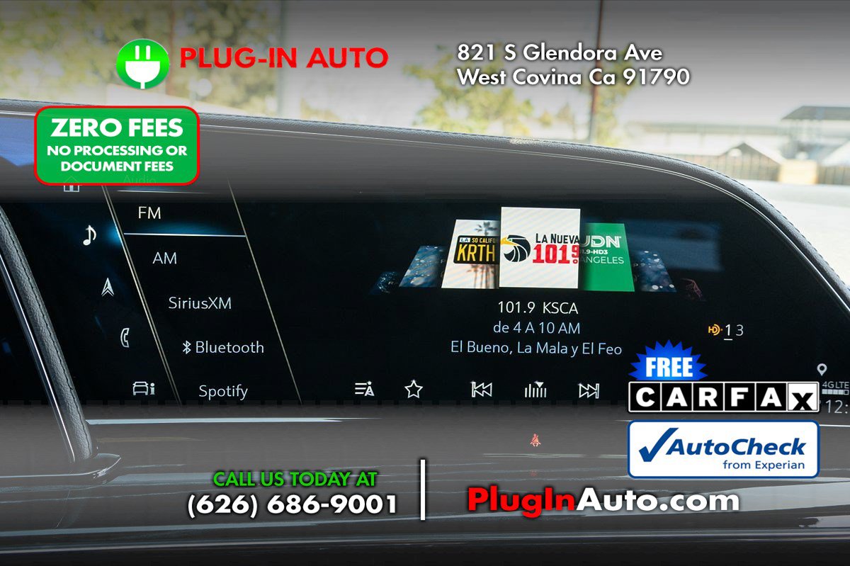 Used 2023 Cadillac Escalade Sport w/ Touring Package AWD/4WD image 38