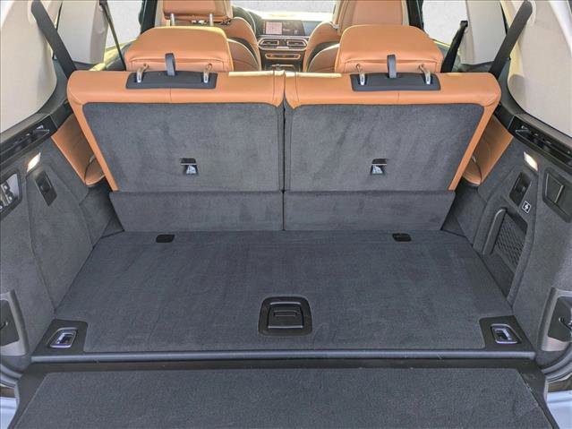 Used 2021 BMW X7 xDrive40i image 6