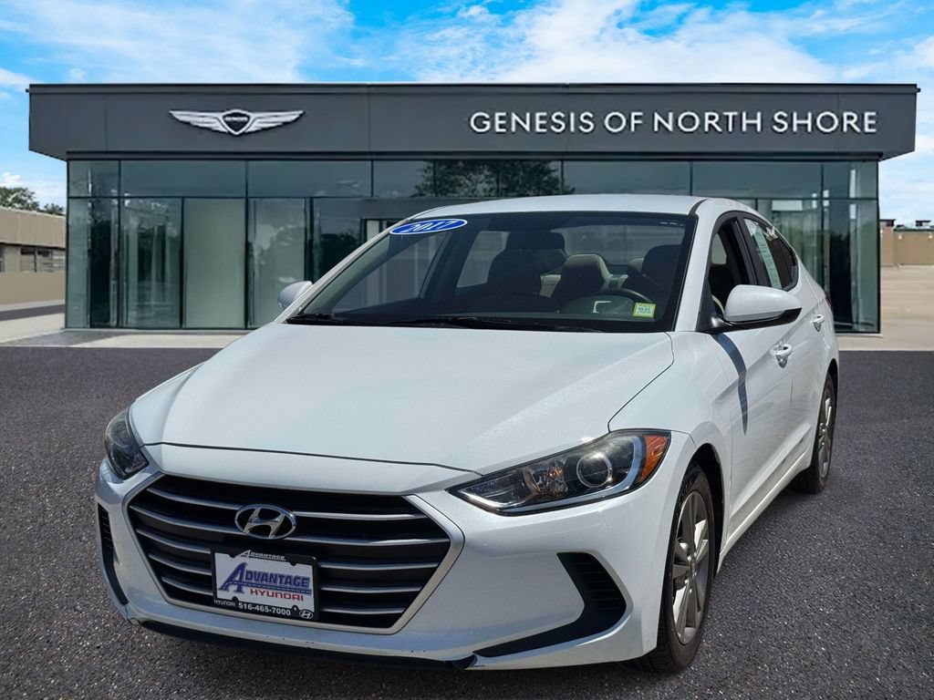 Used 2017 Hyundai Elantra SE FWD image 4