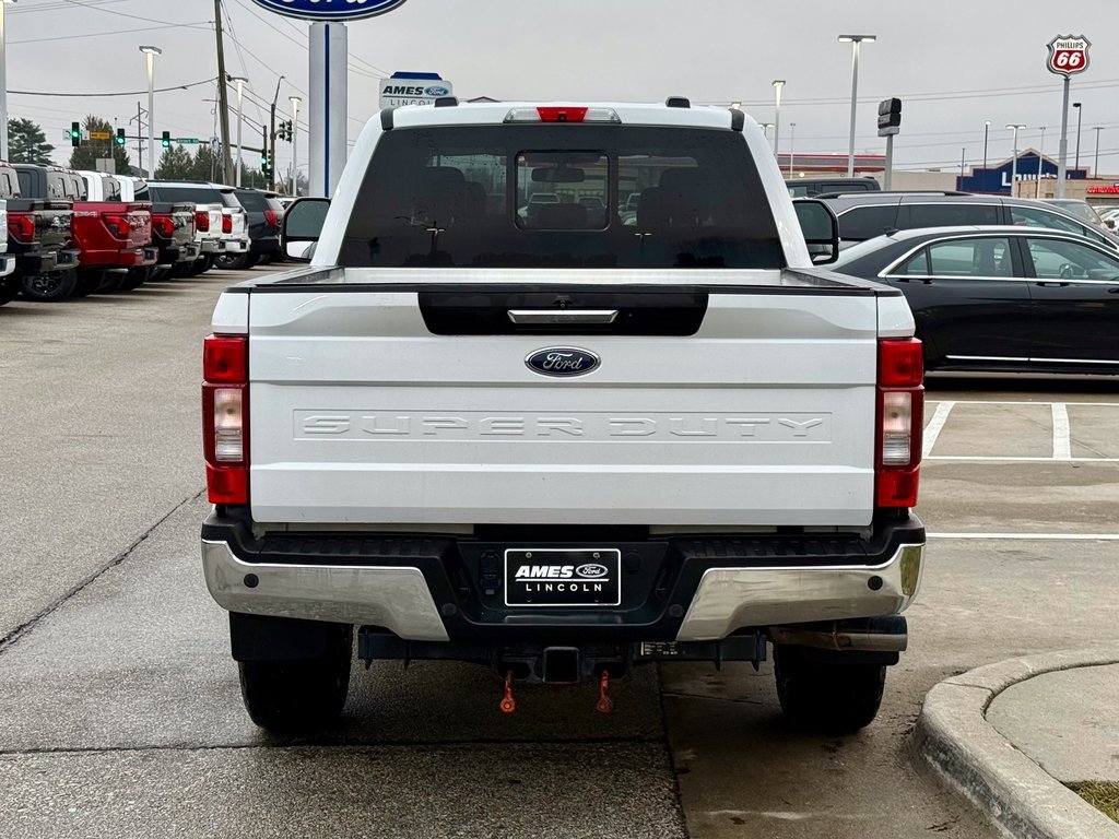 Used 2021 Ford F350 Lariat w/ Chrome Package image 4