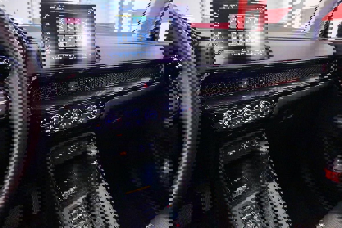 Used 2024 Honda CR-V EX-L image 17