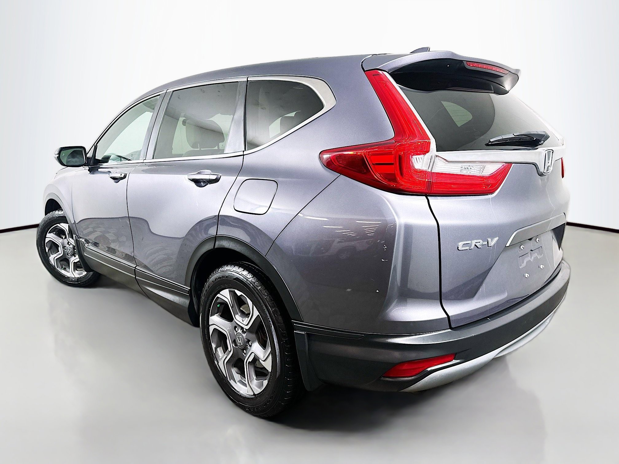 Used 2017 Honda CR-V EX image 5