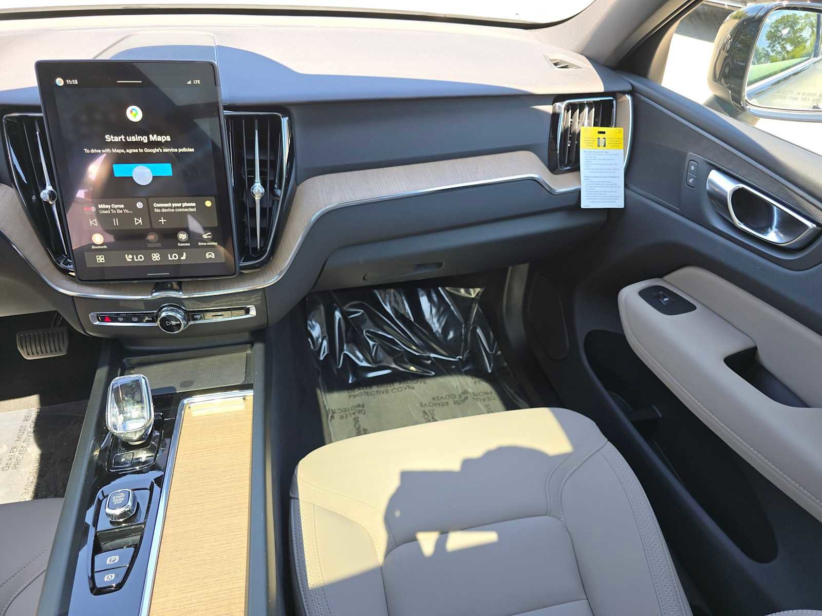 New 2026 Volvo XC60 B5 Core w/ Climate Package AWD/4WD image 18