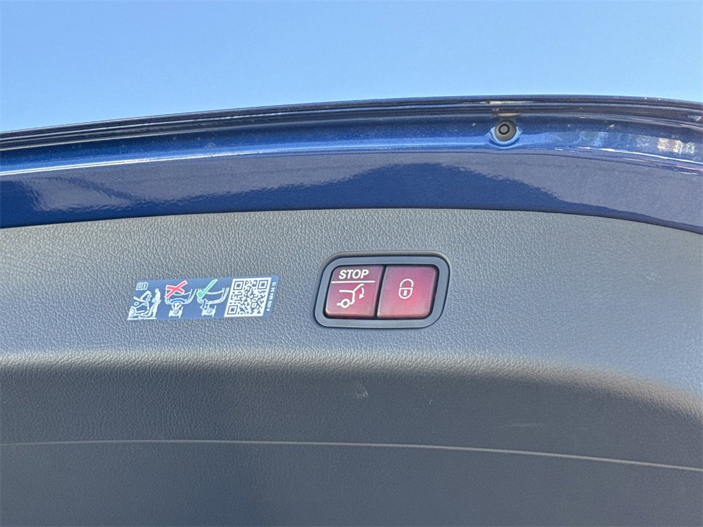 Certified 2025 Mercedes-Benz GLC 350e 4MATIC image 14