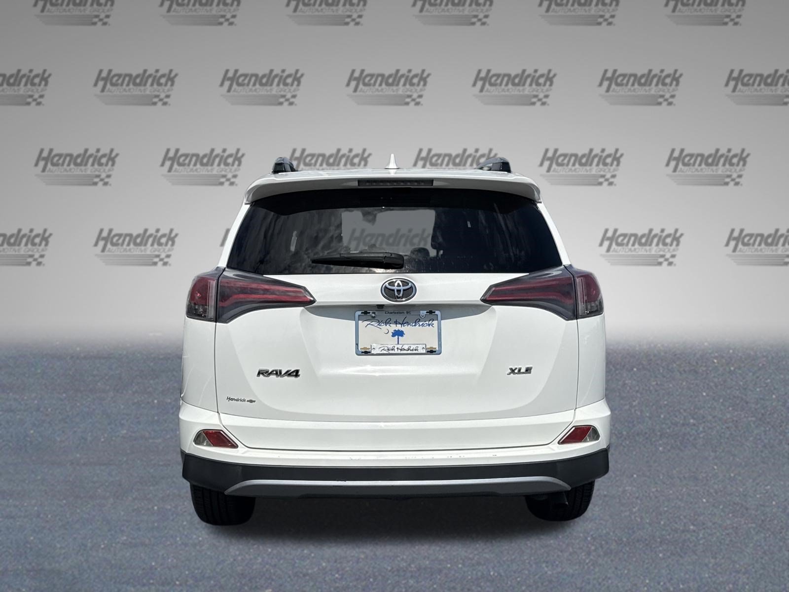 Used 2017 Toyota RAV4 XLE FWD image 9