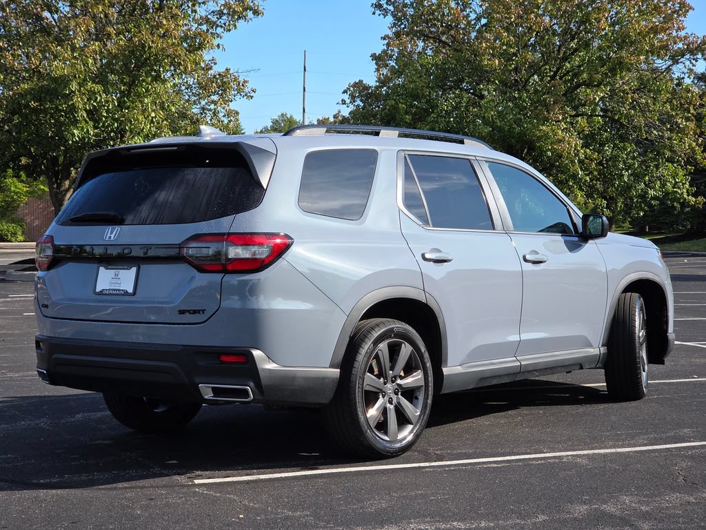 Used 2023 Honda Pilot Sport image 25