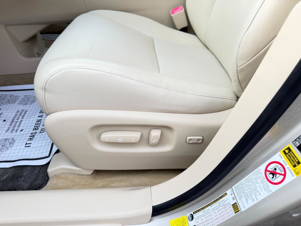 Used 2012 Lexus RX 450h AWD w/ Premium Pkg image 15