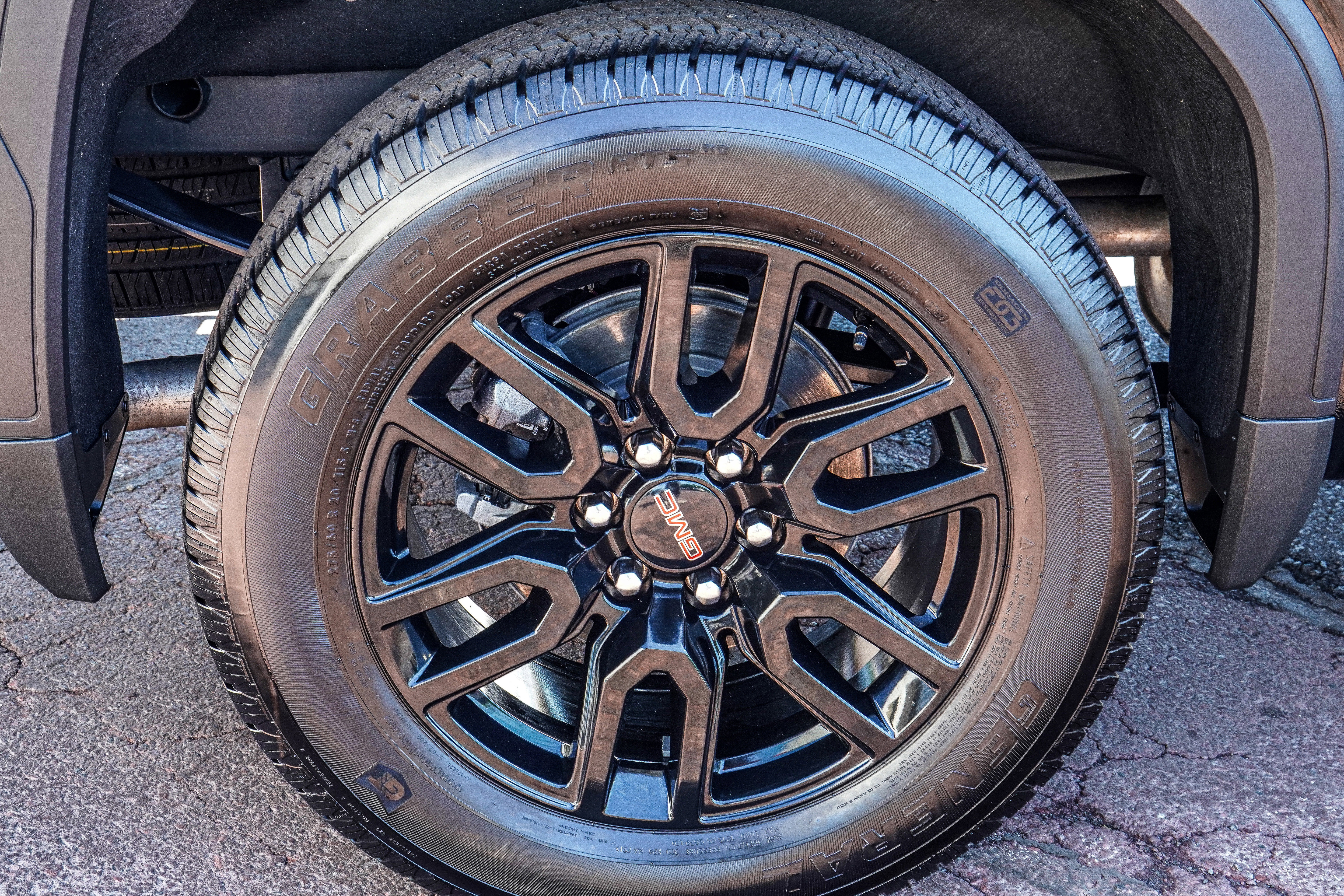 Used 2025 GMC Sierra 1500 Elevation w/ Elevation Premium Package image 14