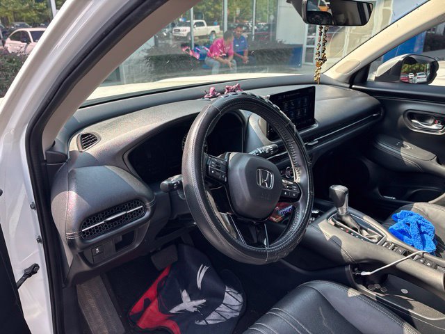 Used 2023 Honda HR-V EX-L image 12