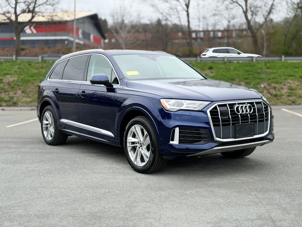 Used 2023 Audi Q7 2.0T Premium Plus w/ Convenience Package AWD/4WD image 9