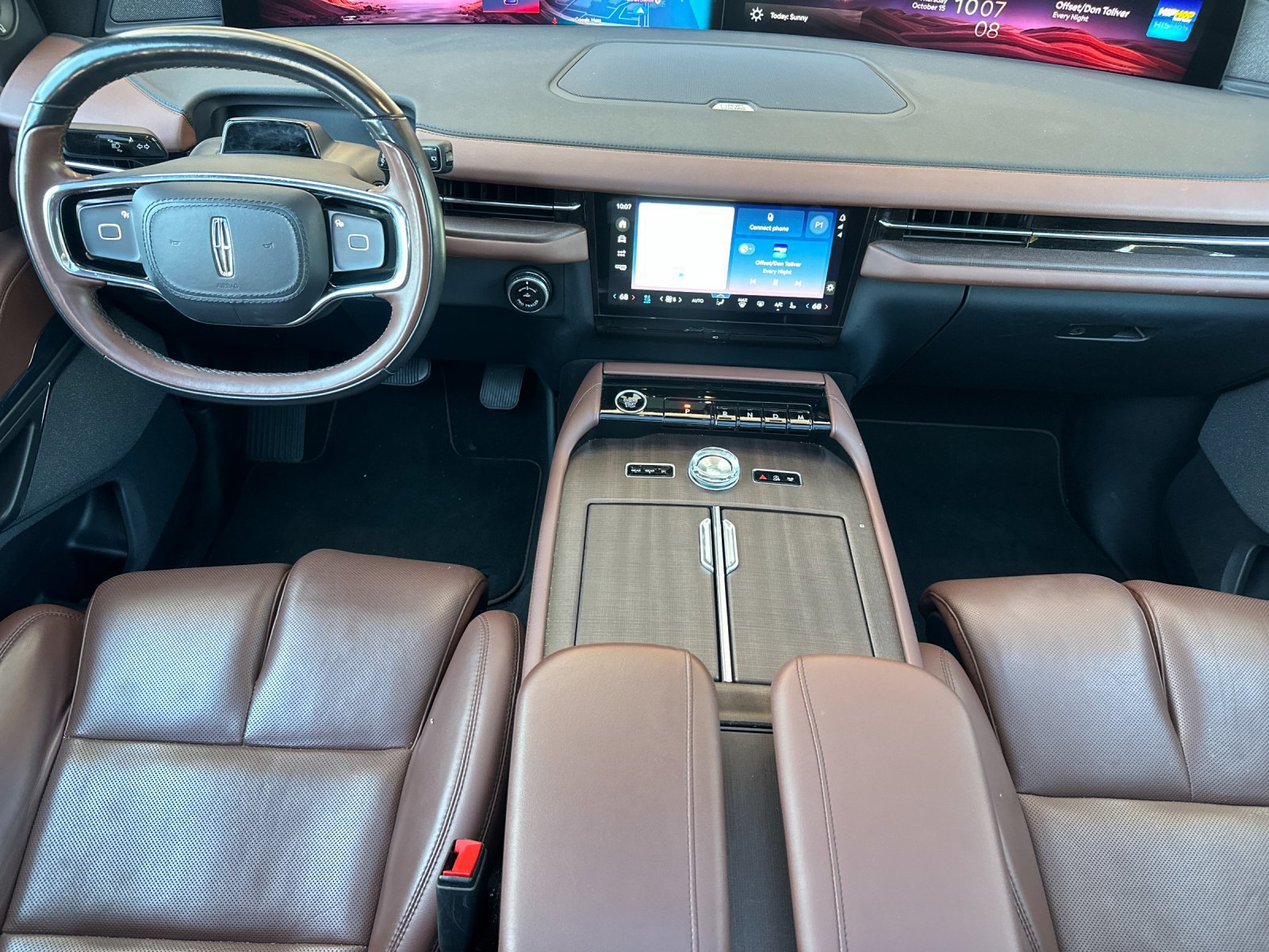 Certified 2025 Lincoln Navigator Reserve AWD/4WD image 14