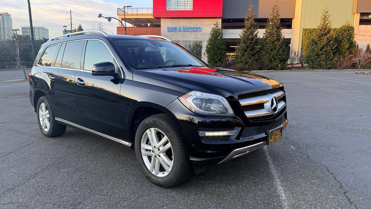 Used 2015 Mercedes-Benz GL 320 BlueTEC 4MATIC image 2