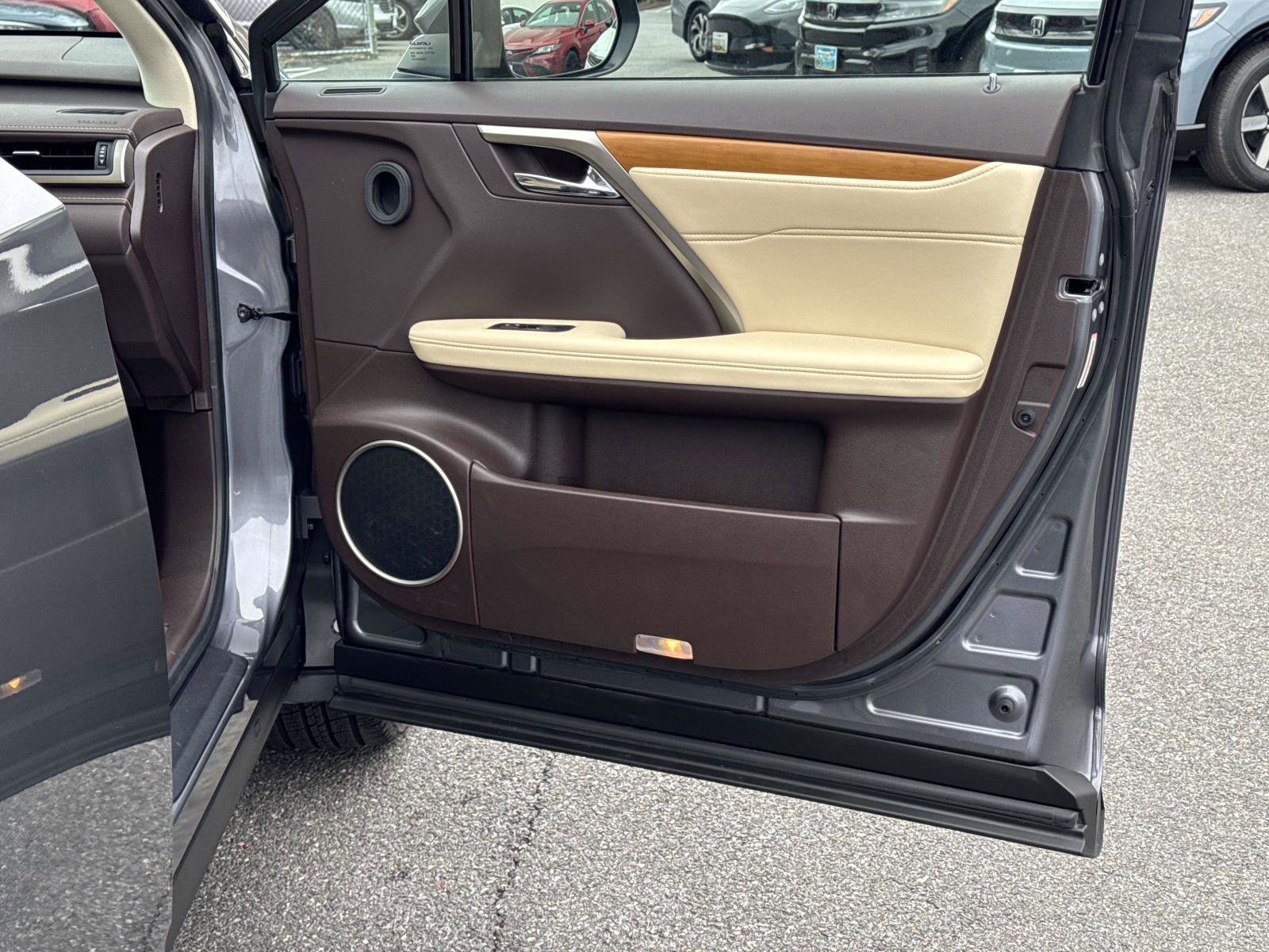 Used 2019 Lexus RX 350 AWD w/ Navigation Package image 14