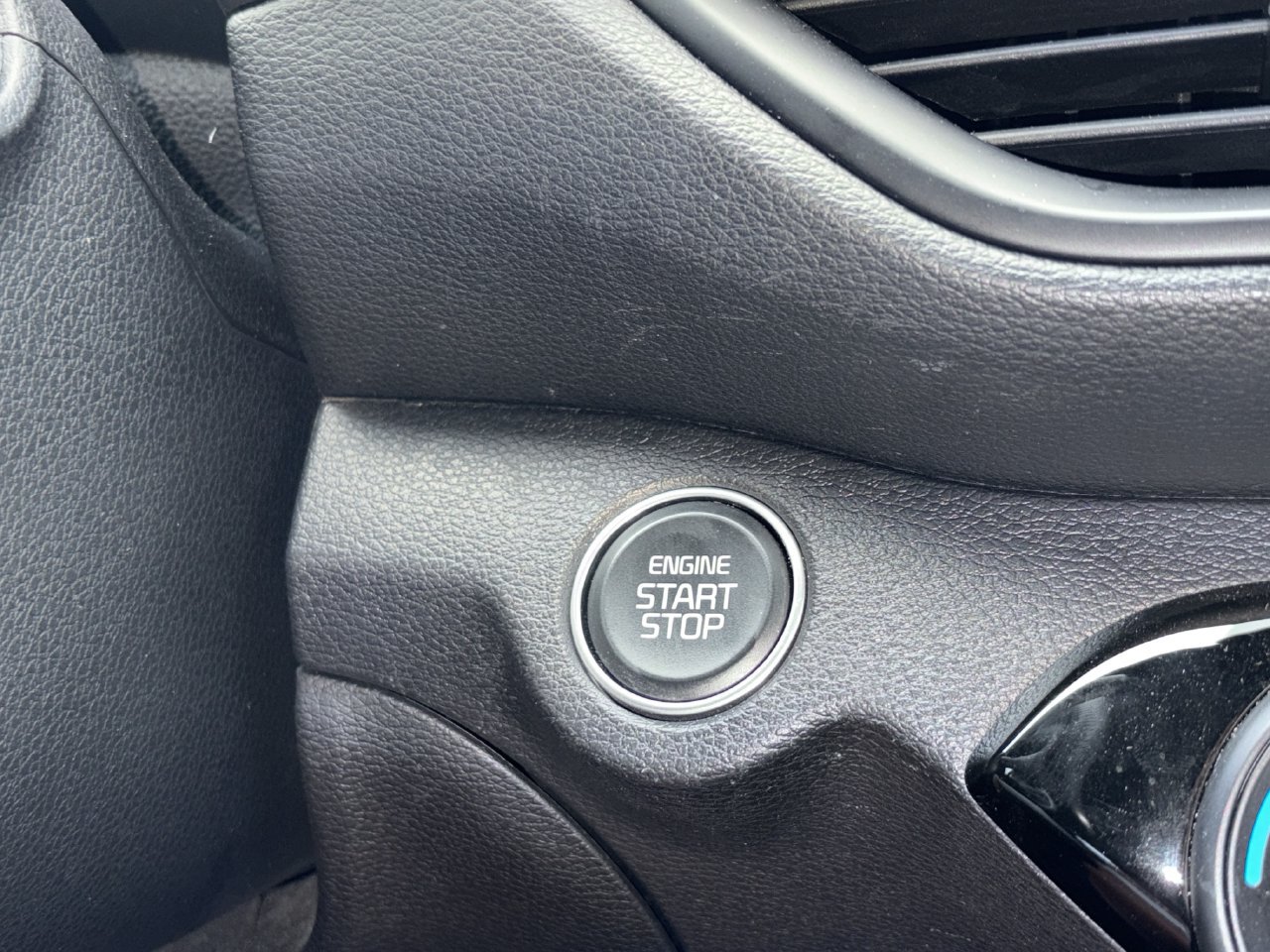 Used 2024 Kia Forte GT-Line FWD image 6