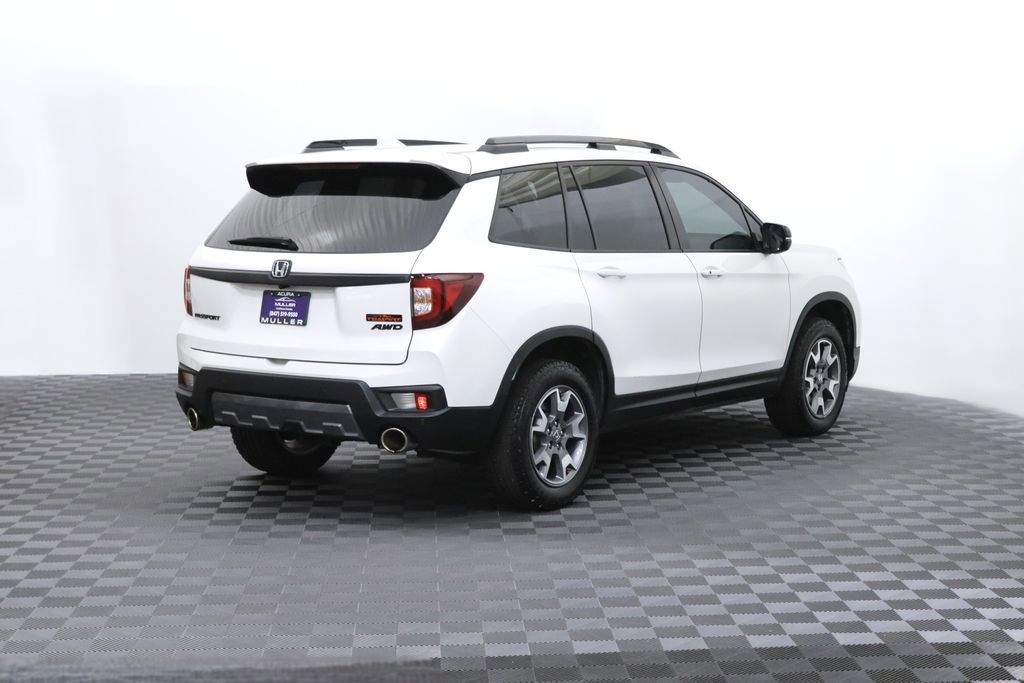 Used 2023 Honda Passport TrailSport image 9