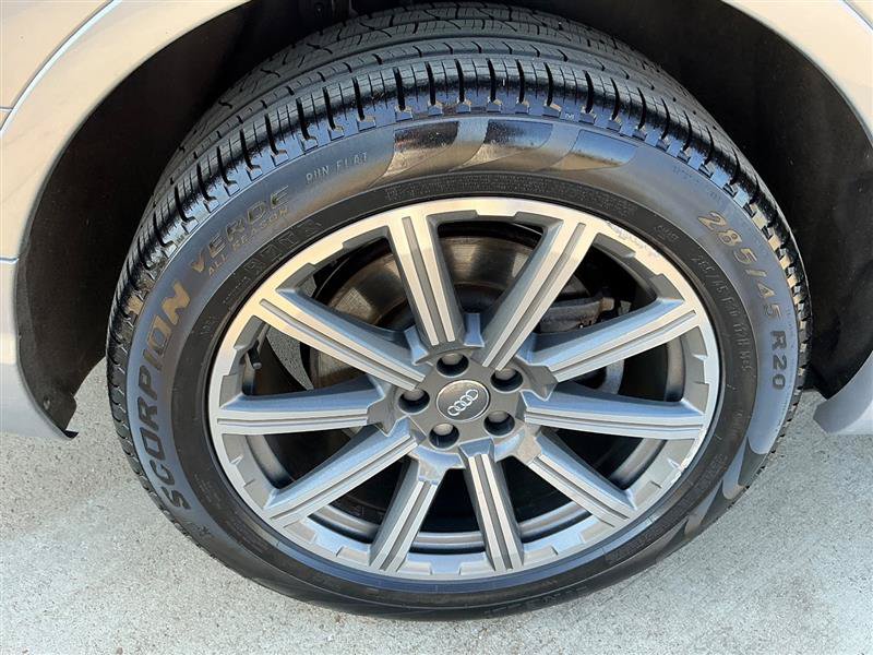 Used 2018 Audi Q7 3.0T Prestige w/ Prestige Package AWD/4WD image 20