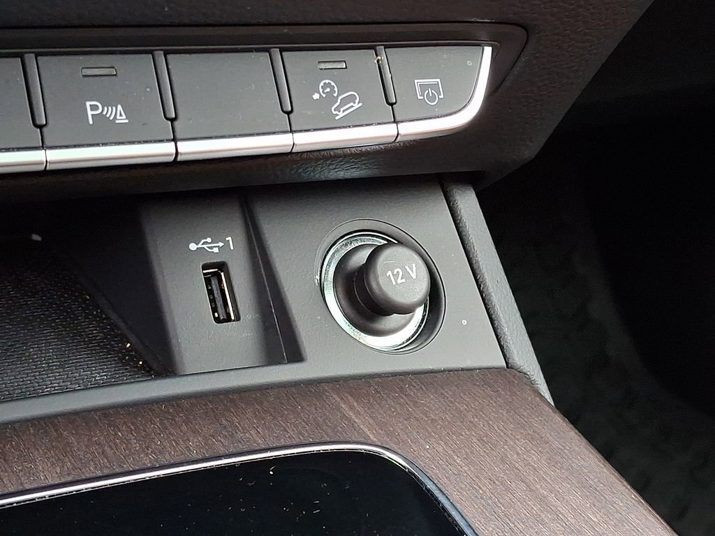 Used 2023 Audi Q5 2.0T Premium w/ Convenience Package image 26