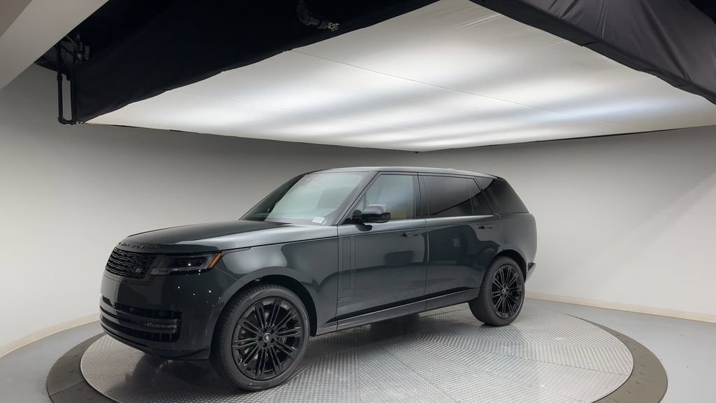 Used 2024 Land Rover Range Rover Long Wheelbase Autobiography AWD/4WD image 4
