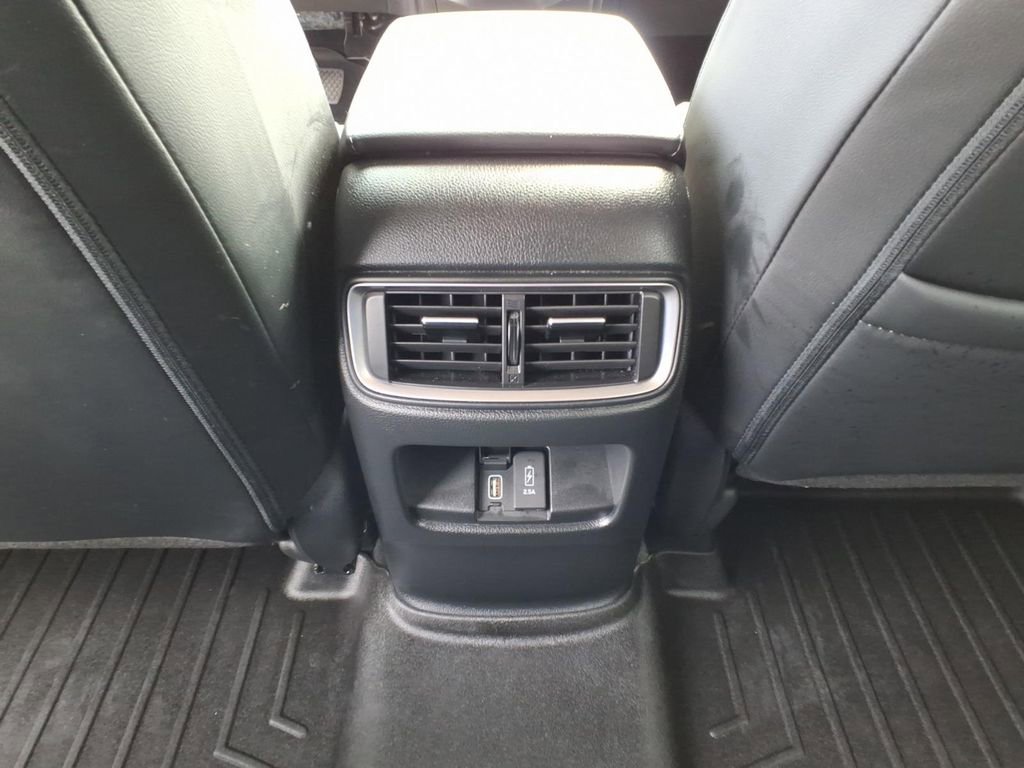 Used 2022 Honda CR-V Touring image 7