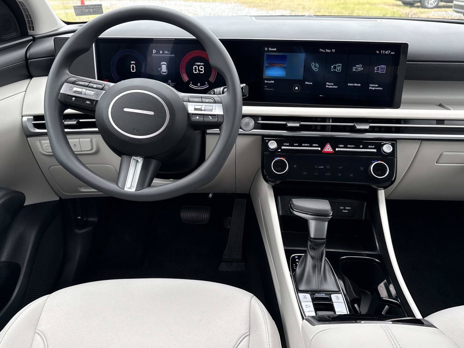 New 2026 Hyundai Tucson SEL Plus AWD/4WD image 2