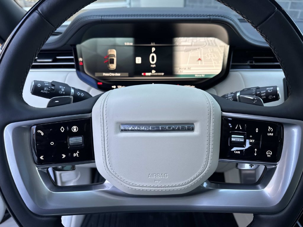 Certified 2024 Land Rover Range Rover Autobiography AWD/4WD image 30