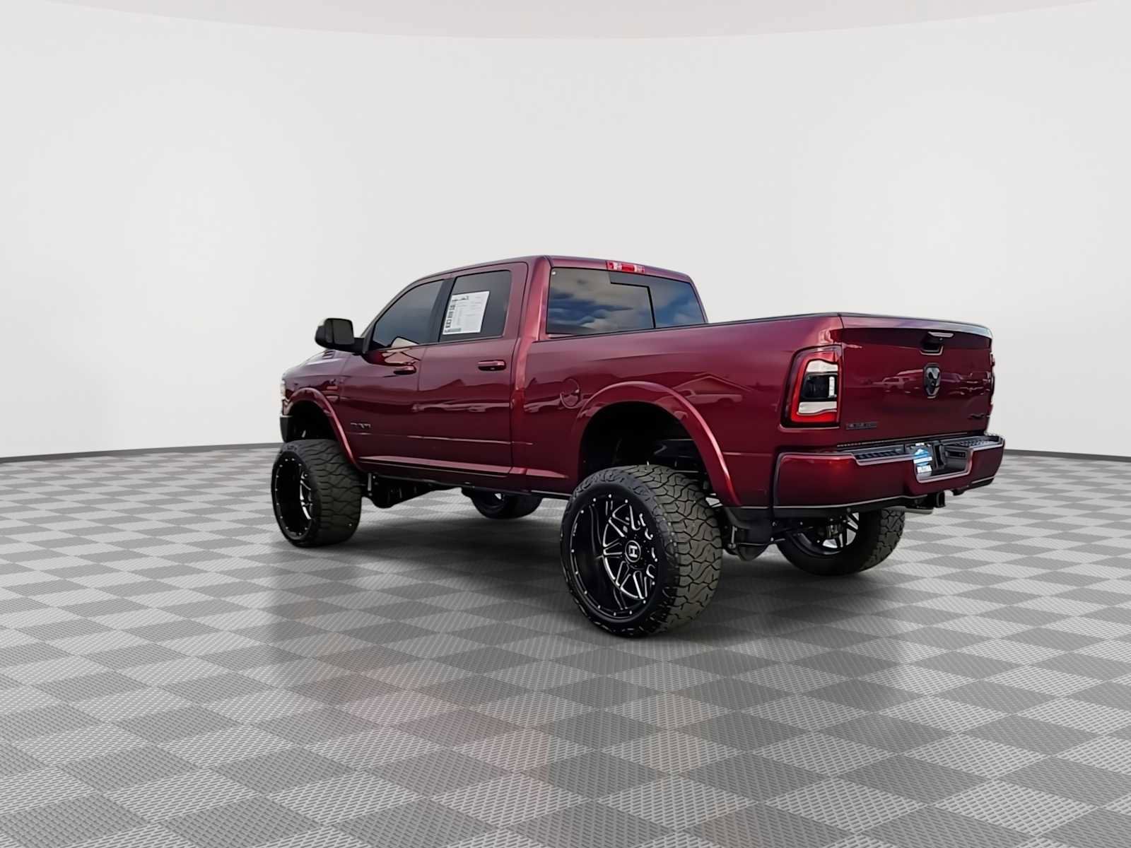 Used 2022 RAM 2500 Laramie w/ Night Edition image 6