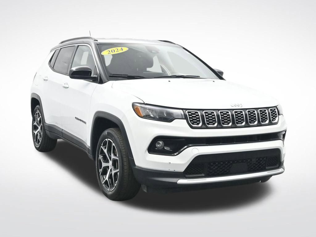 Used 2024 Jeep Compass Limited image 3