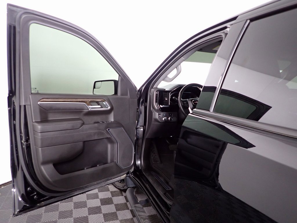 Used 2022 GMC Sierra 1500 Elevation image 17