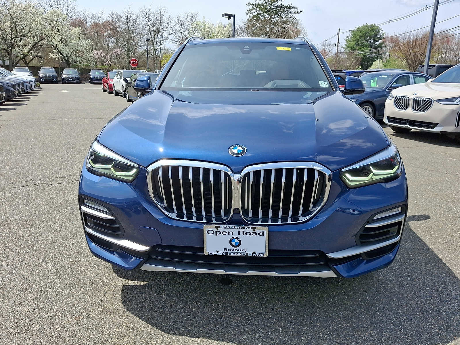 Used 2019 BMW X5 xDrive40i w/ Premium Package 2 image 2