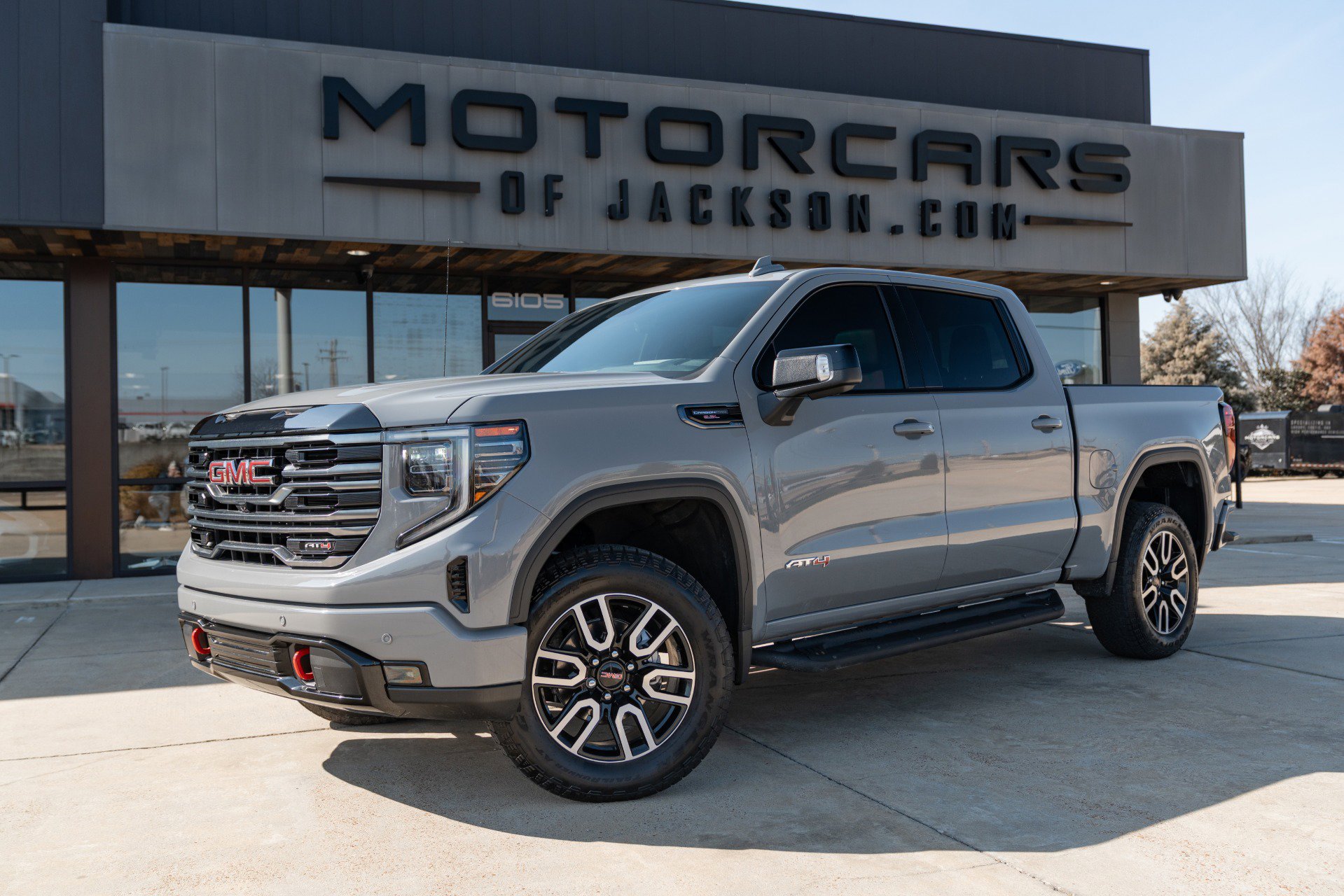 Used 2025 GMC Sierra 1500 AT4 w/ AT4 Premium Package image 1