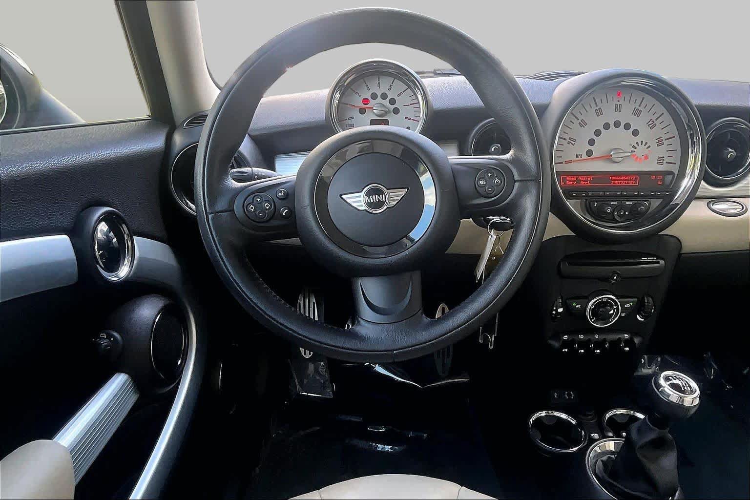 Used 2013 MINI Cooper Clubman S FWD image 5