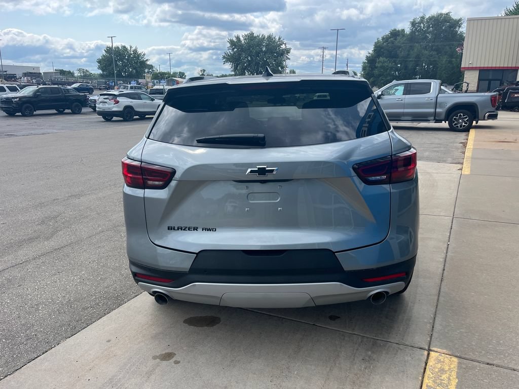 New 2026 Chevrolet Blazer LT w/ Convenience Package AWD/4WD image 6