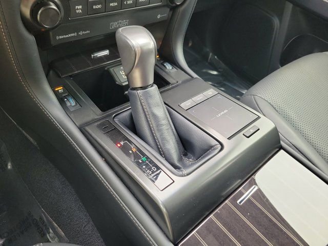 Used 2023 Lexus GX 460 Luxury w/ Accessory Package image 33