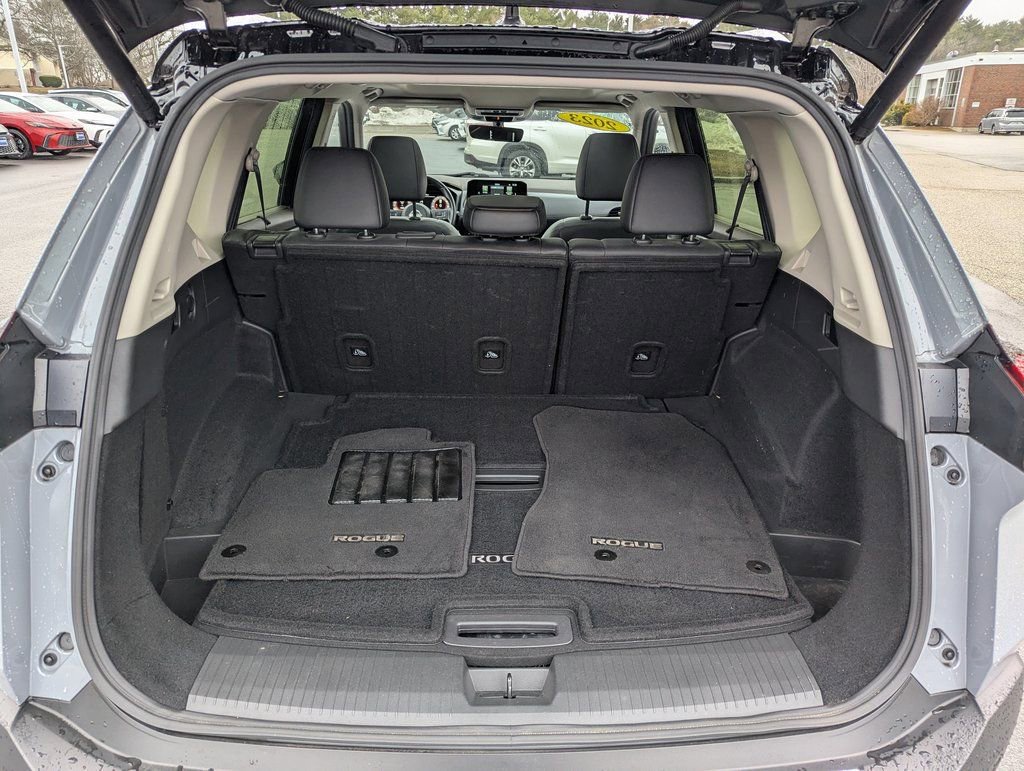 Used 2023 Nissan Rogue Platinum image 13