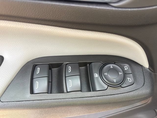 Used 2020 Chevrolet Equinox LS w/ LS Convenience Package AWD/4WD image 10