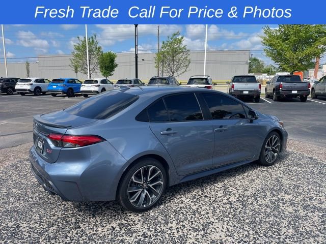 Used 2020 Toyota Corolla XSE FWD image 6